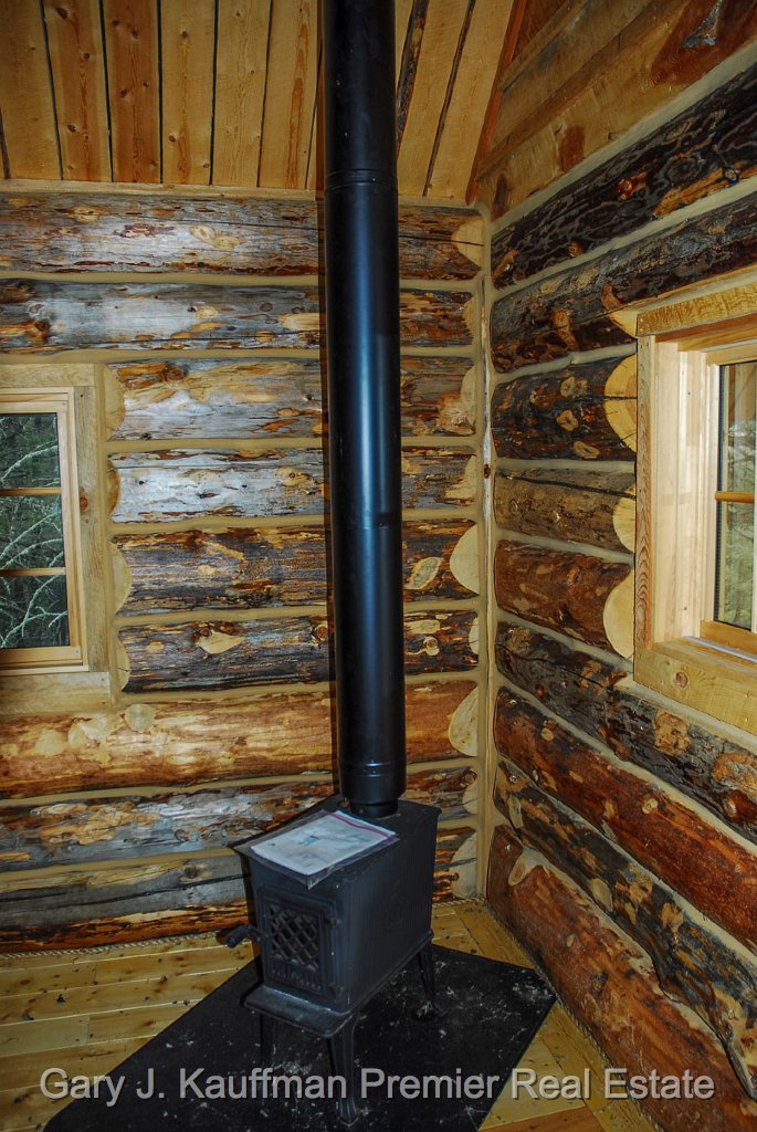 Smith River Cabin17.jpg